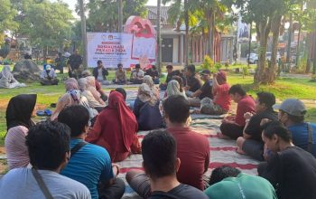 AJS Bareng KPU Sumenep Sosialisasi Pilkada 2024 ke Pedagang Taman Tajamara